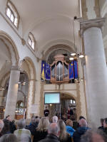 Ringing order at the Portsmouth Cathedral eliminator whilst representatives from each team gather just to the right. Ringing order at the Portsmouth Cathedral eliminator whilst representatives from each team gather just to the right.