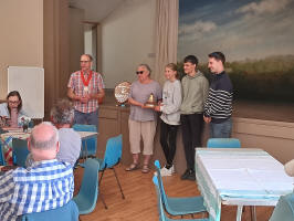 Bellsashen with the Lester Brett Trophy & the judges. Image: Chris Garner. Bellsashen with the Lester Brett Trophy & the judges. Image: Chris Garner.