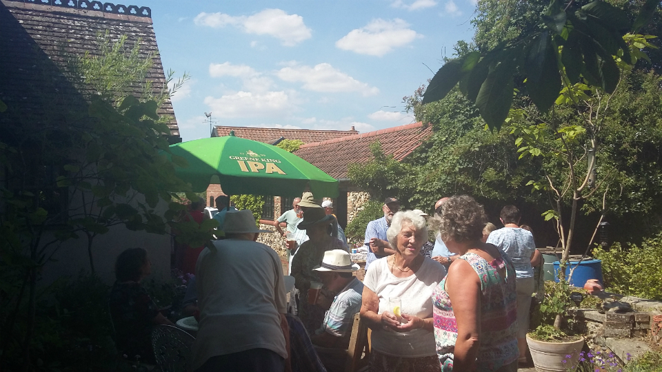 Gathered at Brian & Peta Whiting’s for the Offton BBQ.