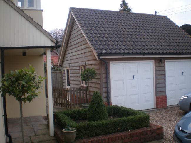 Photo of The Millbeck Ring church, Shelland